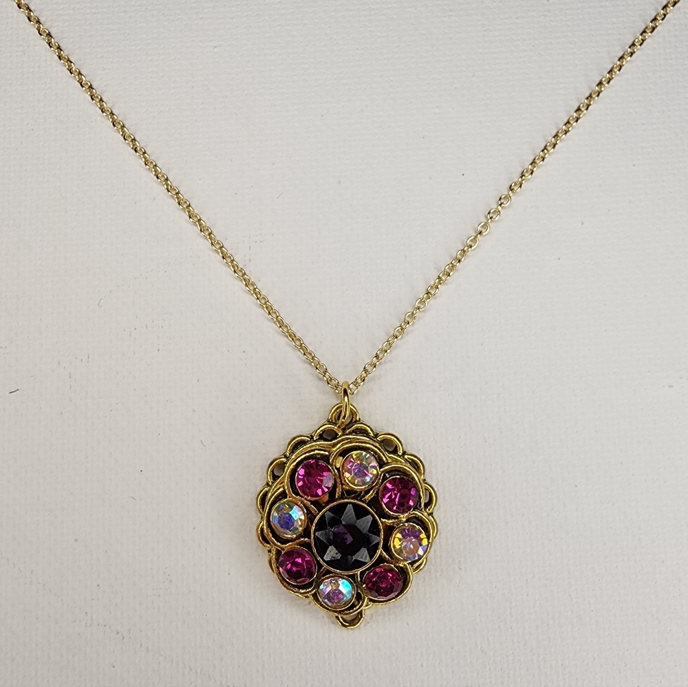 Elegant Multi-Stone Pendant Necklace
